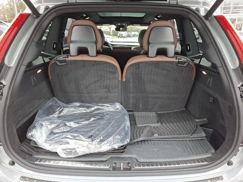 Certified 2024 Volvo XC90 B6 Plus w/ Protection Package image 29