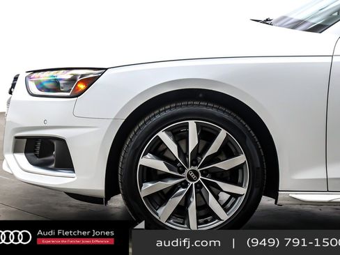 Used 2023 Audi A4 2.0T Premium w/ Convenience Package image 10