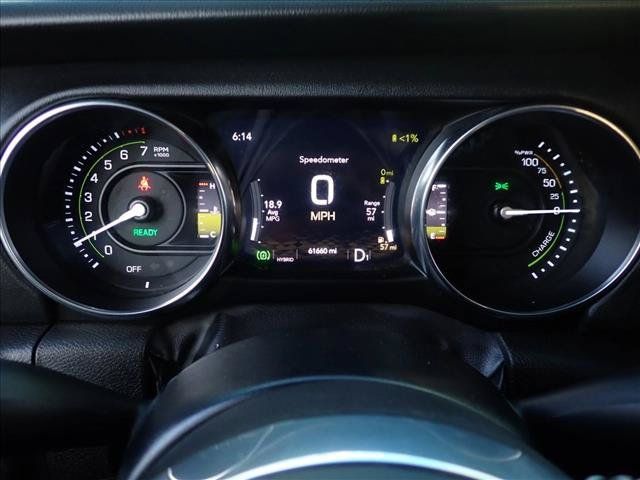 Used 2022 Jeep Wrangler Unlimited Sahara w/ Cold Weather Group AWD/4WD image 15