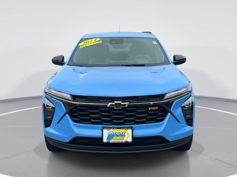 Certified 2024 Chevrolet Trax RS w/ Driver Confidence Package FWD image 2