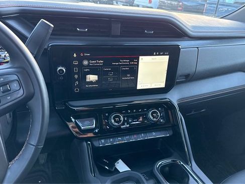 Used 2025 GMC Sierra 2500 AT4 w/ AT4 Premium Plus Package image 13