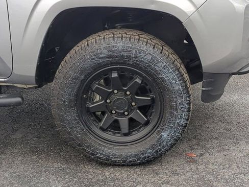 Used 2023 Toyota Tacoma SR w/ SR Convenience Package image 11