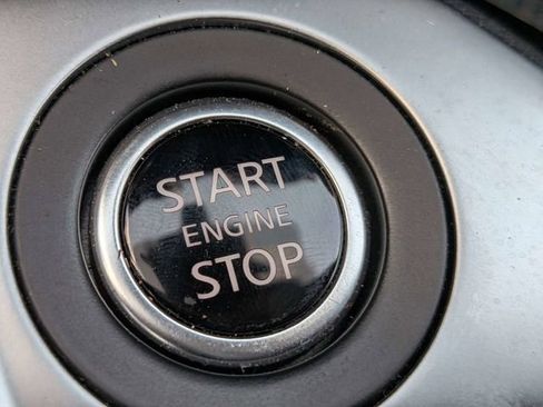 Used 2025 Nissan Sentra SR w/ Midnight Edition image 27