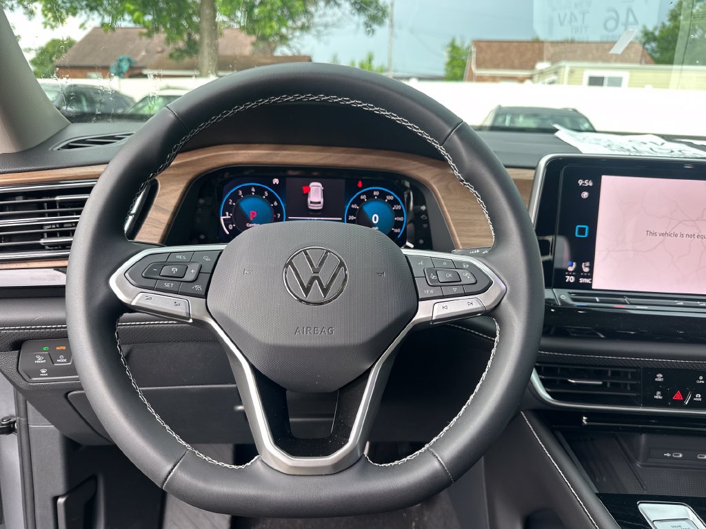 Used 2026 Volkswagen Atlas SE FWD image 19