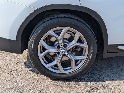 Used 2022 BMW X3 xDrive30i w/ Premium Package 2 AWD/4WD image 3