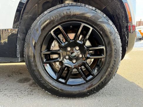 Used 2021 Land Rover Defender 110 X-Dynamic HSE image 33