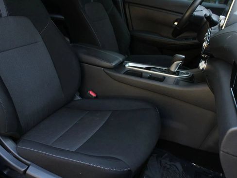 Used 2022 Nissan Sentra SV w/ All-Weather Package FWD image 28