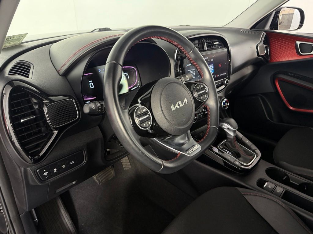 Used 2024 Kia Soul GT-Line w/ Option Group 020 FWD image 23