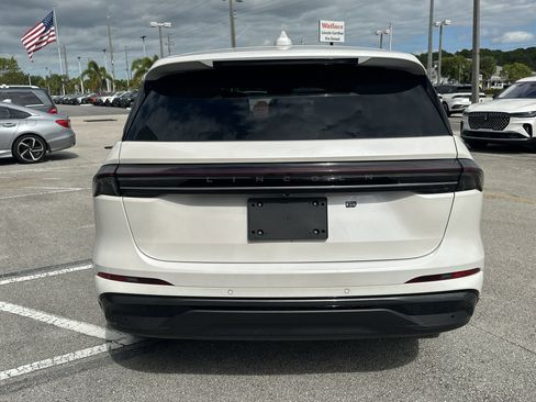 New 2026 Lincoln Nautilus Premier w/ Jet Appearance Package image 7