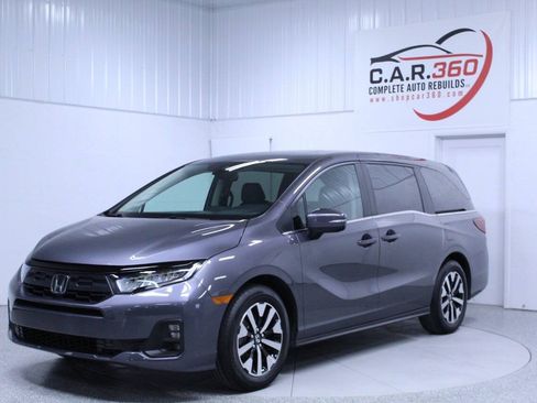 Used 2025 Honda Odyssey EX-L image 2