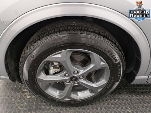 Used 2023 Ford Escape ST-Line w/ Tech Pack #1 AWD/4WD image 7