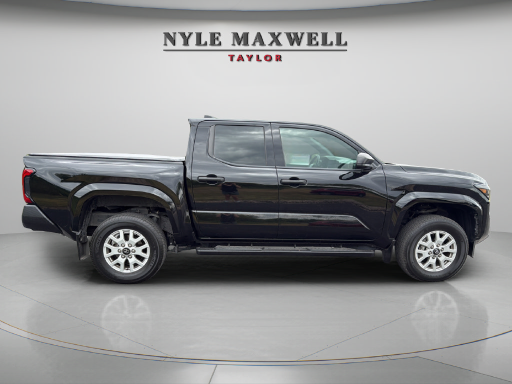 Used 2024 Toyota Tacoma SR AWD/4WD image 19