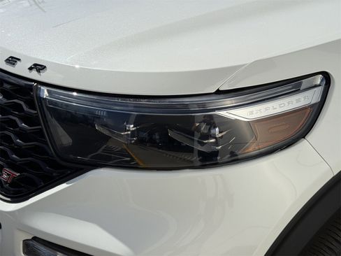 Certified 2022 Ford Explorer ST w/ Equipment Group 401A image 6