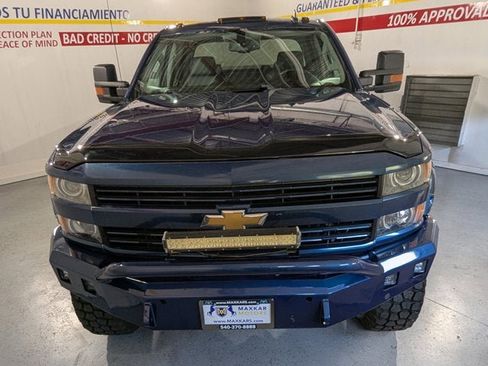 Used 2015 Chevrolet Silverado 2500 W/T w/ WT Convenience Package image 2