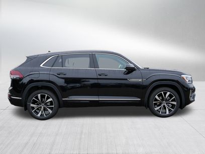 New 2026 Volkswagen Atlas Cross Sport SEL Premium R-Line