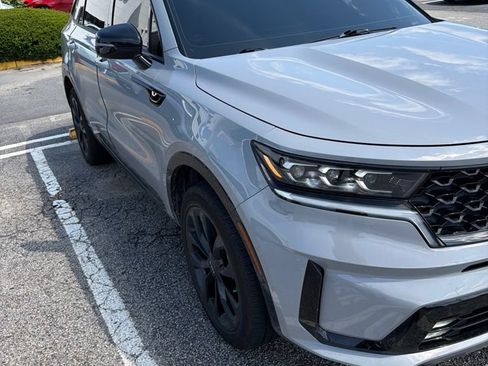Used 2023 Kia Sorento SX AWD/4WD image 7
