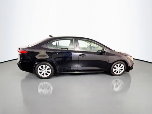 Used 2023 Toyota Corolla LE image 11