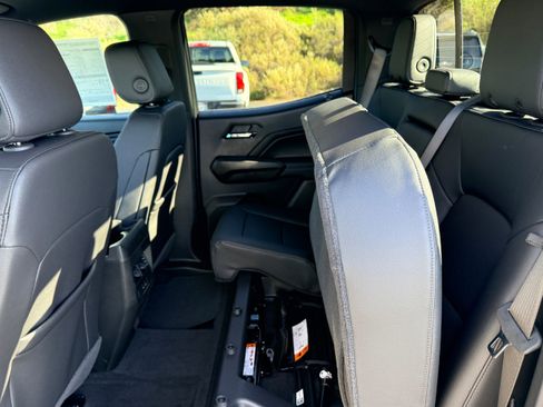 New 2026 Chevrolet Colorado LT w/ LT Convenience Package image 10