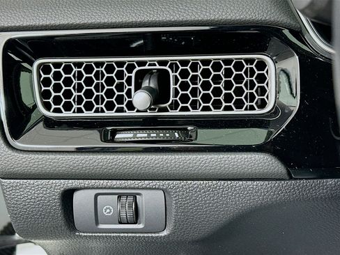 Used 2024 Honda Civic EX-L image 16