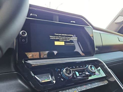 New 2026 GMC Sierra 2500 Denali w/ Denali Reserve Package image 28