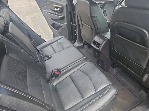 Used 2023 GMC Terrain SLT AWD/4WD image 11