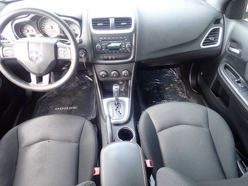 Used 2013 Dodge Avenger SE FWD image 11