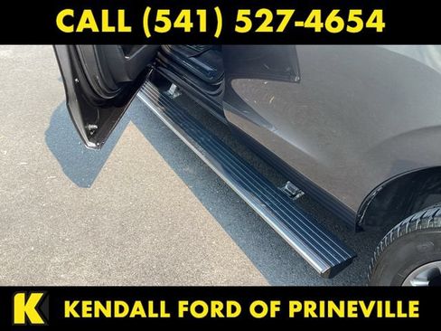 Used 2021 Ford Expedition Limited AWD/4WD image 32
