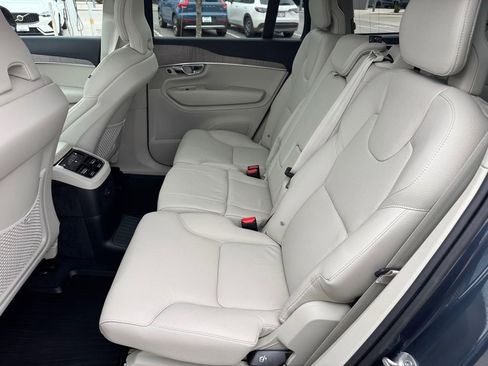 Used 2023 Volvo XC90 T8 Plus w/ Protection Package AWD/4WD image 9