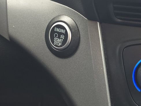 Used 2019 Ford Escape SE image 27