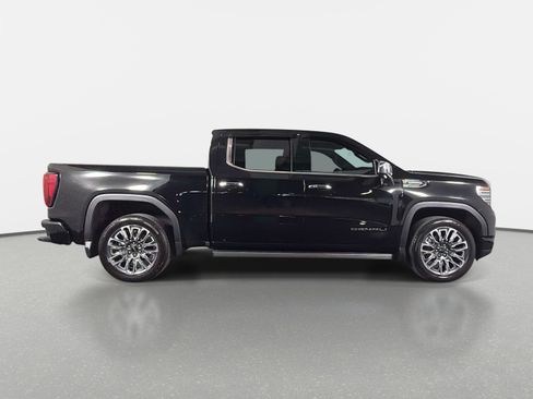 Used 2025 GMC Sierra 1500 Denali Ultimate AWD/4WD image 2