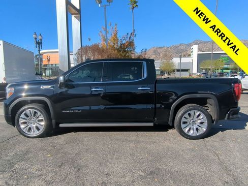Used 2022 GMC Sierra 1500 Denali w/ Denali Premium Package image 2