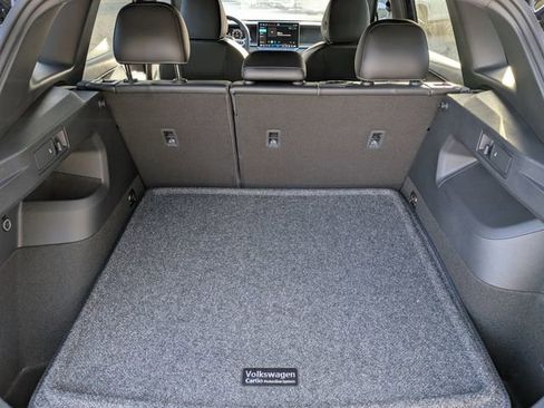 New 2026 Volkswagen Tiguan SE R-Line image 14