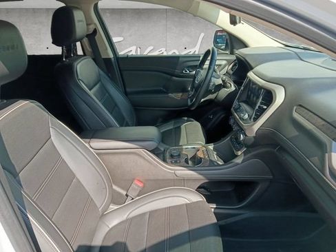 Used 2023 GMC Acadia Denali w/ Denali Ultimate Package FWD image 24