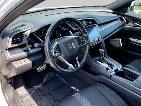 Used 2019 Honda Civic Sport image 17