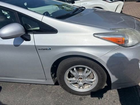 Used 2010 Toyota Prius Five FWD image 4