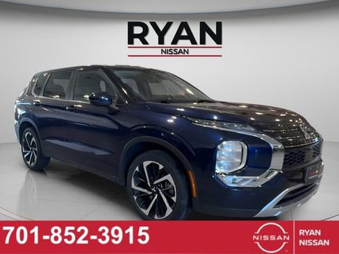 Used 2024 Mitsubishi Outlander SE image 7