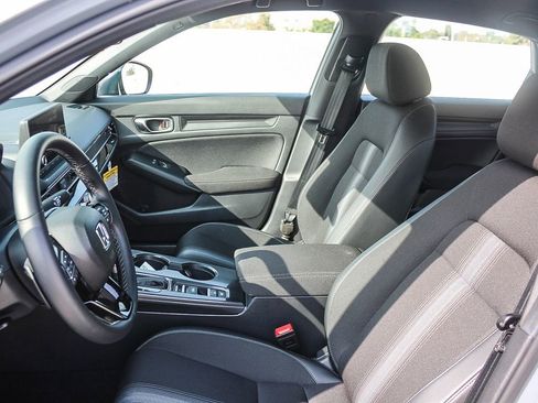 Certified 2025 Honda Civic Sport image 16