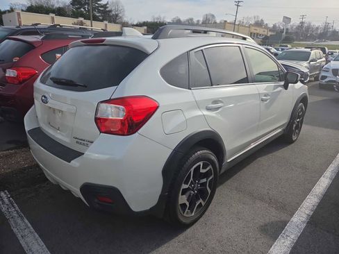 Used 2017 Subaru Crosstrek 2.0i Premium image 4