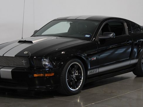 Used 2007 Ford Mustang GT RWD image 30