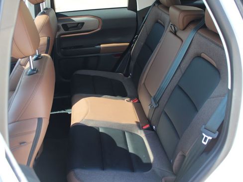 Used 2025 Ford Bronco Sport Outer Banks w/ Outer Banks Tech Package+ AWD/4WD image 7