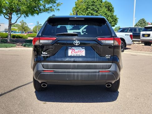 Used 2025 Toyota RAV4 XLE AWD/4WD image 13