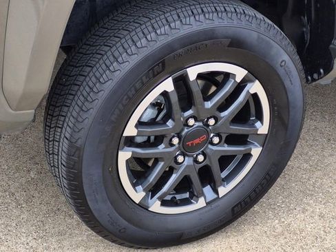 Used 2025 Toyota Tacoma TRD Sport RWD image 10