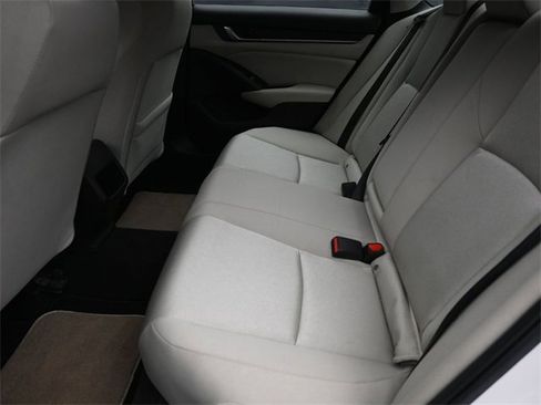 Used 2019 Honda Accord LX image 30