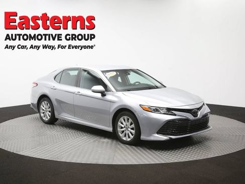 Used 2020 Toyota Camry LE FWD image 46