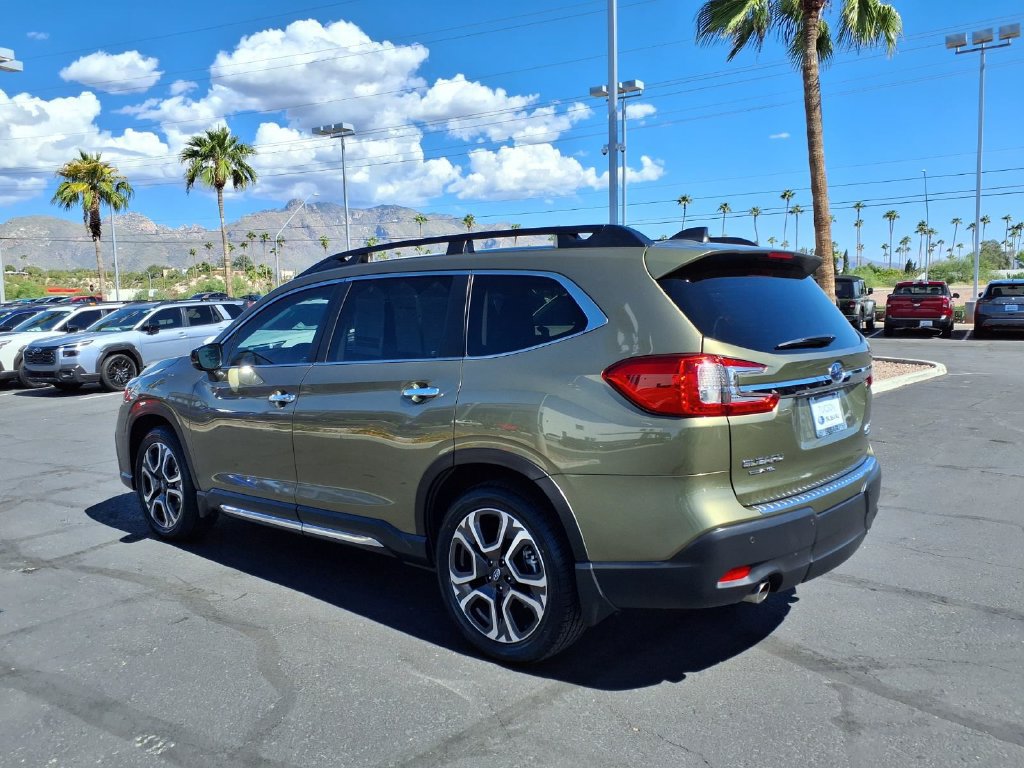 Used 2025 Subaru Ascent Touring w/ Popular Package #1 AWD/4WD image 13