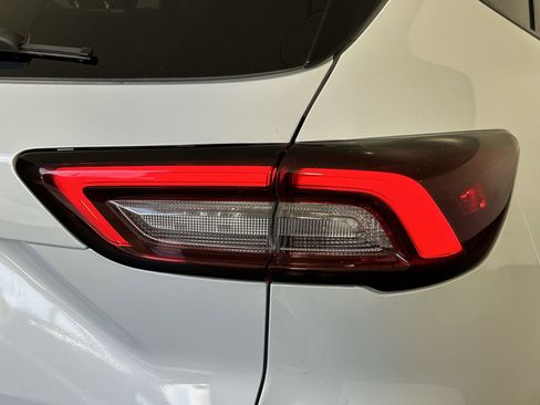 Used 2025 Ford Escape ST-Line image 30