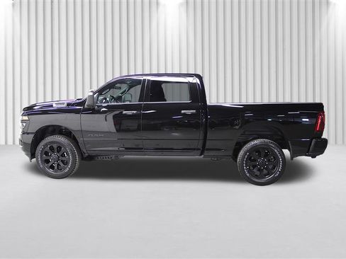 New 2026 RAM 2500 Big Horn AWD/4WD image 7