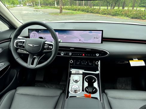 New 2026 Genesis GV70 2.5T image 4