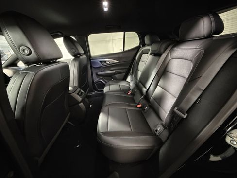 New 2026 Chevrolet Traverse LT image 24