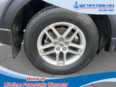 Used 2025 Ford Explorer Active AWD/4WD image 4